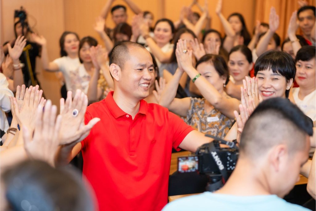 Nguyễn Văn Thanh làm gì