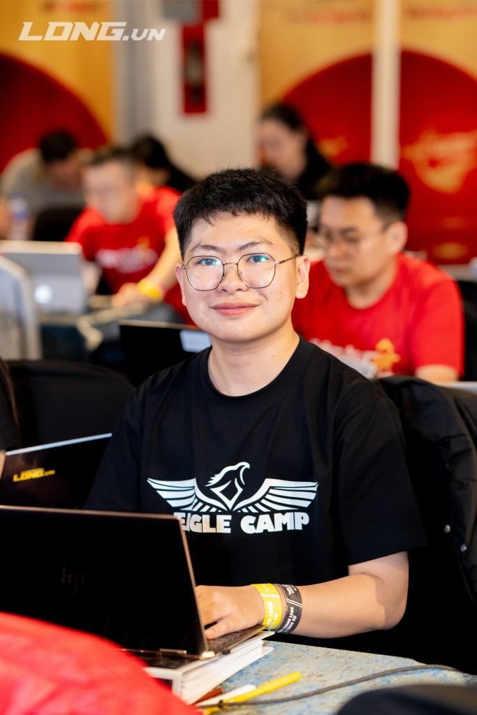 Nguyễn khải mỹ làm gì