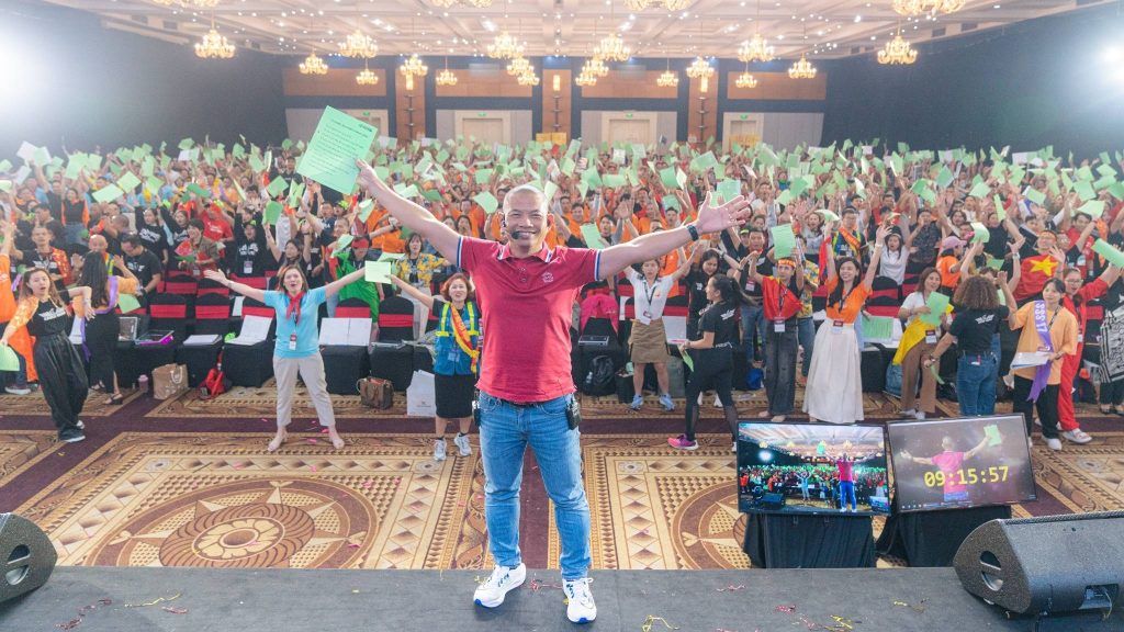 Diễn giả Phạm Thành Long