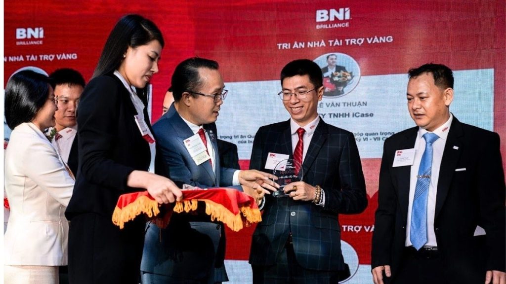 hồ văn quý đá quý